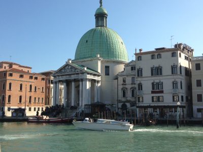 Venecia comienza a cobrar 5 euros a los turistas